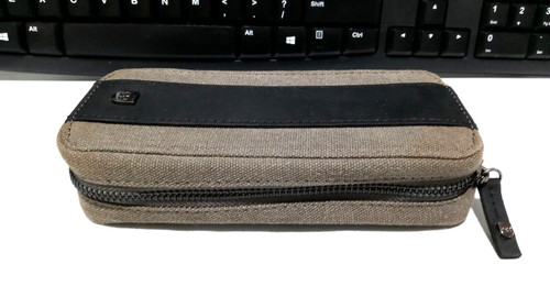 Griffin travelling dual pouch - griffin,